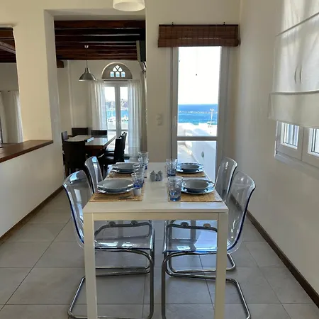 Sea View House In The Center Of Tínos