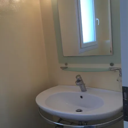 بيت للعطل Sea View House In The Center Of