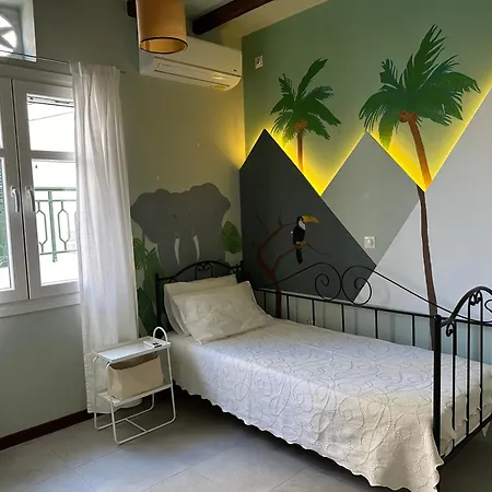 Sea View House In The Center Of