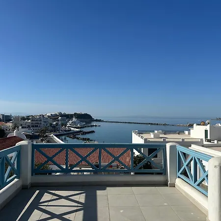 3 Bedroom Sea View House In The Center Of *