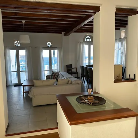 Sea View House In The Center Of * Tínos