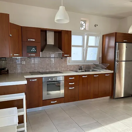 3 Bedroom Sea View House In The Center Of Holiday home